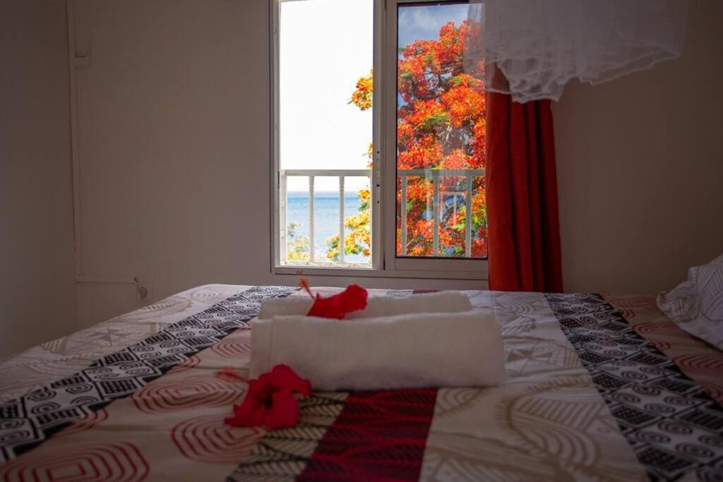 Vwe Moun Bay Apartment Deshaies Bagian luar foto