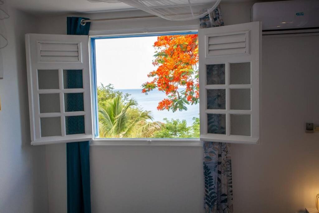 Vwe Moun Bay Apartment Deshaies Bagian luar foto
