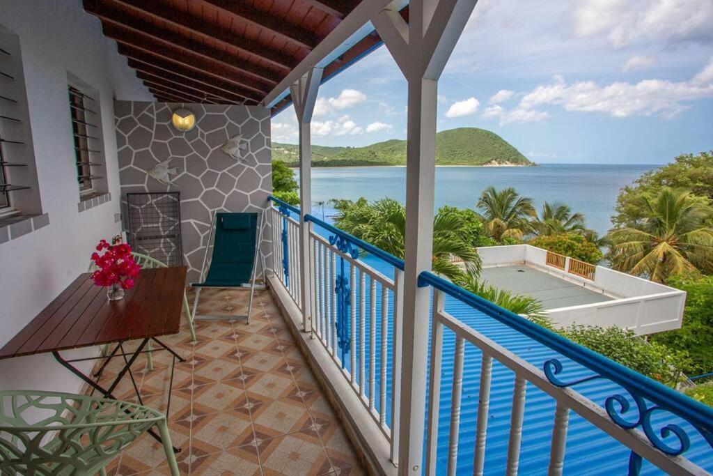 Vwe Moun Bay Apartment Deshaies Bagian luar foto