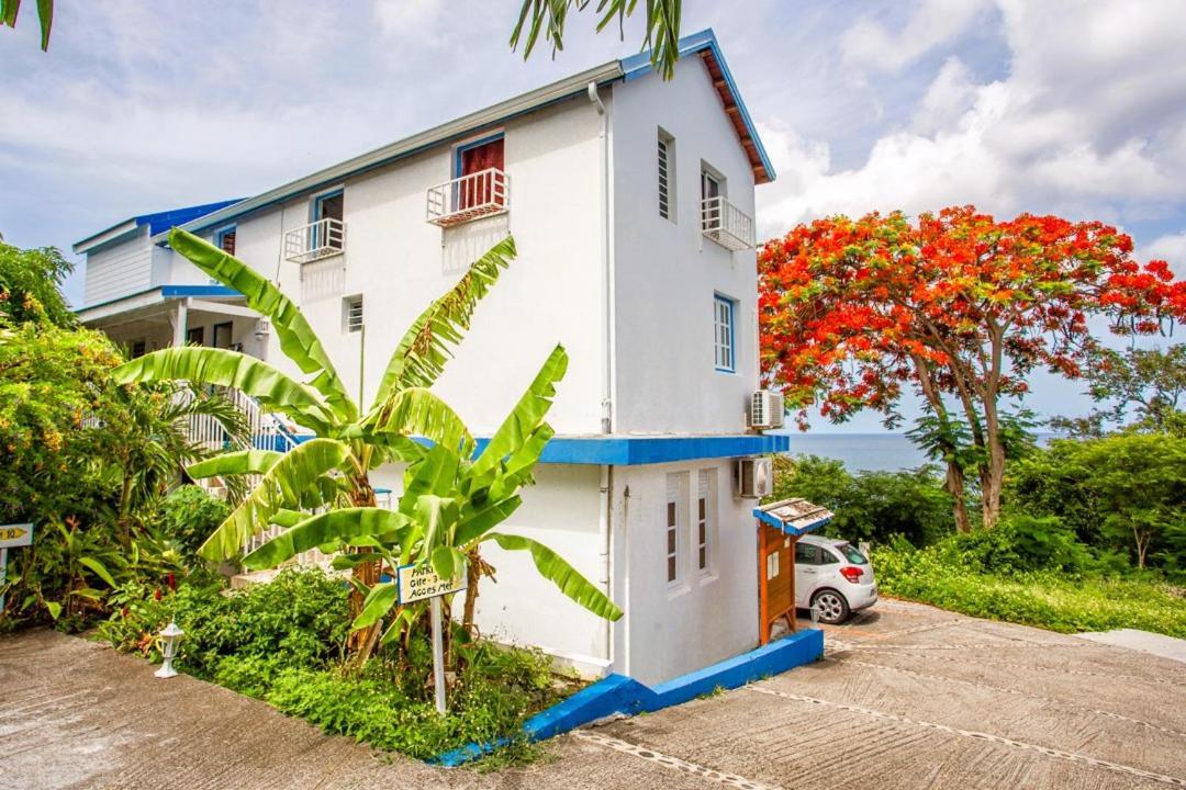 Vwe Moun Bay Apartment Deshaies Bagian luar foto